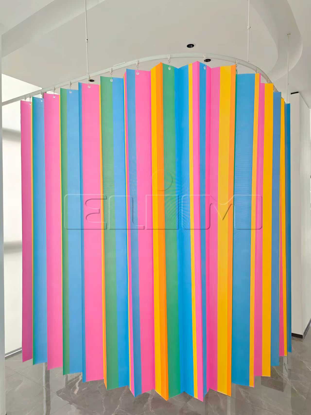 Одноразовые шторы для детской комнаты