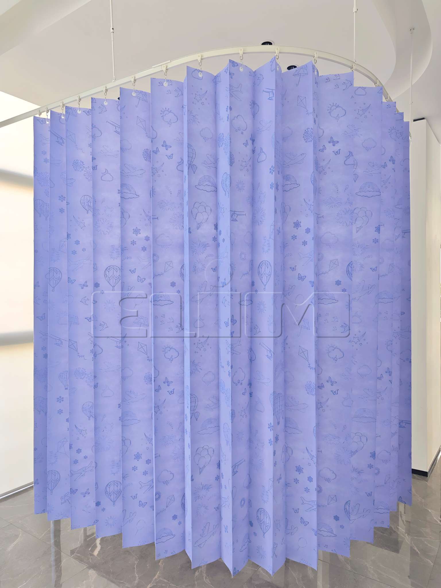 Одноразовые перерабатываемые шторы для кабинок